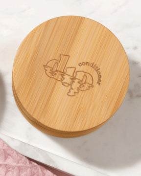 Conditioner Travel Case Circle Wood