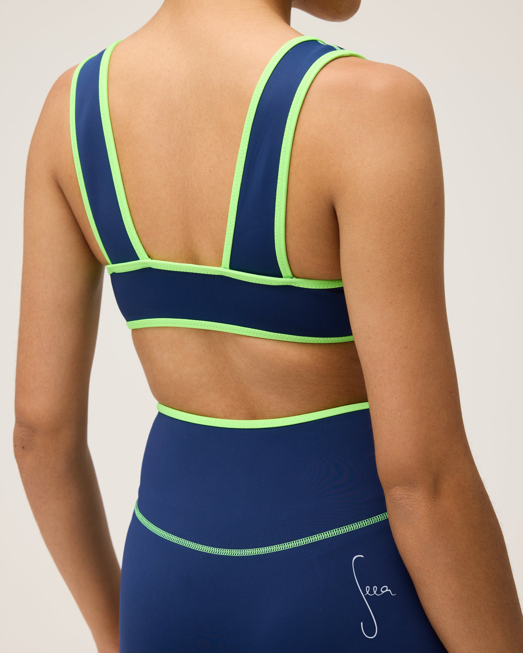 Darla Short - Navy Neon (RC-Skin)