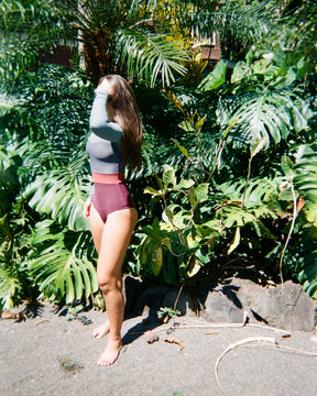 green red Hermosa mulberry one piece seea surfsuit swim suit women surf wear long sleeve bather