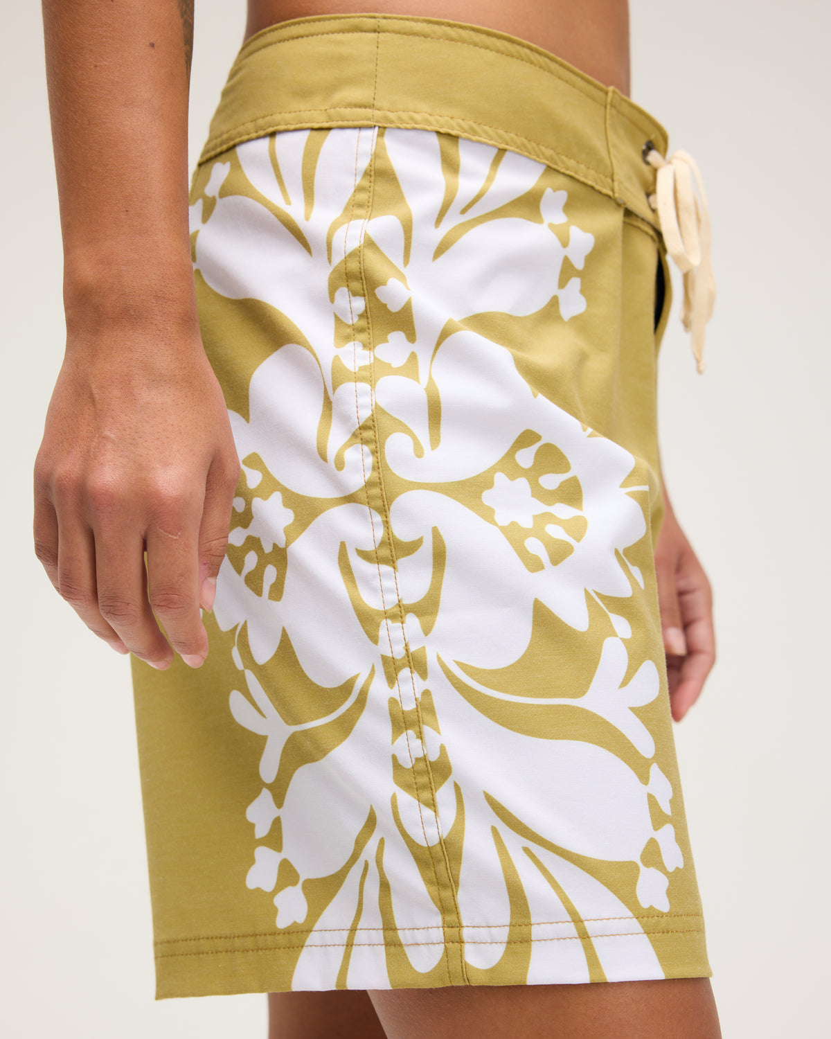 Greta Boardshort - Sun Petals