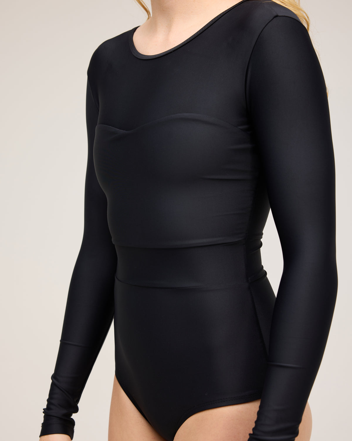 Hermosa One Piece - Black