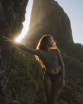 Palomar Crop Top Rashguard - Aries